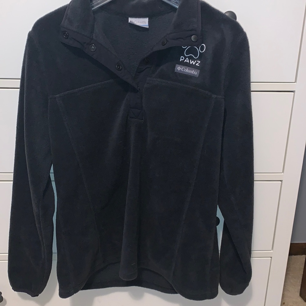 PAWZ Columbia black quarter button up sweatshirt